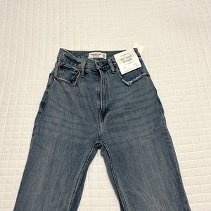 Ultra high rise ankle straight jean